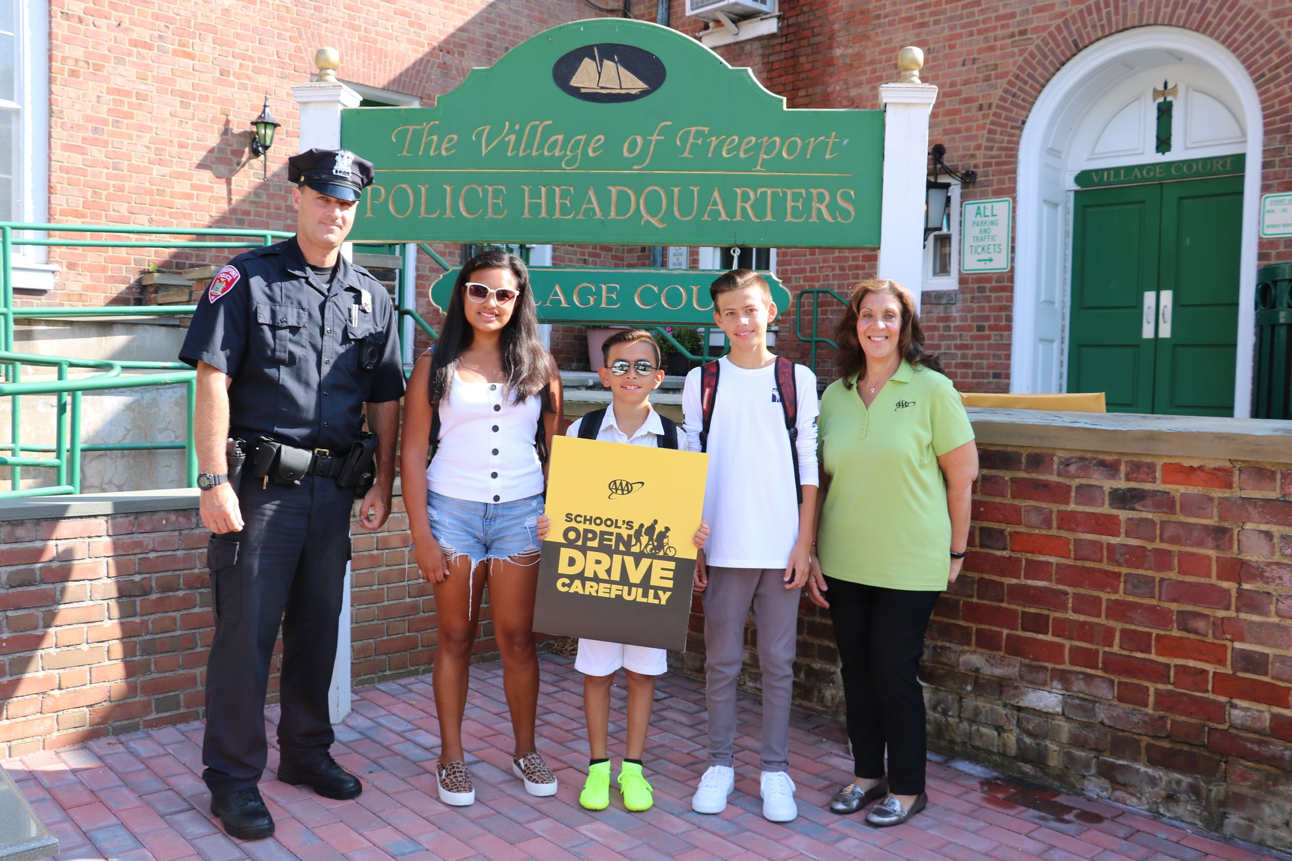 Freeport_Village_Sign